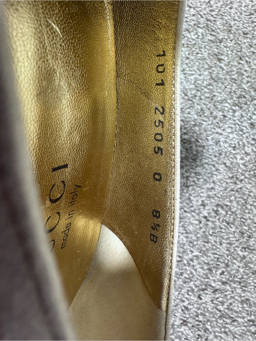 Gucci Women’s Leather Cap Toe Pumps Cream Black Gold Made in Italy Sz 8.5B - Picture 12 of 15